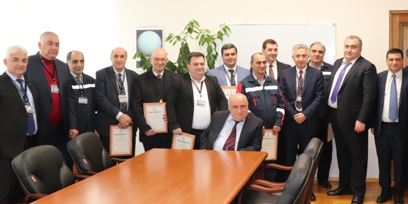 Сотрудники ААЭС, награжденные за весомый вклад в деле реализации программы ПСЭ