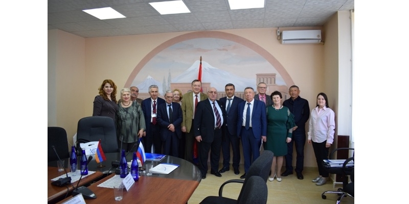 ВСТРЕЧА  С ВЕТЕРАНАМИ АТОМНОЙ ЭНЕРГЕТИЧЕСКОЙ ОТРАСЛИ