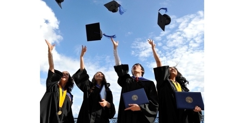 НАБОР КАНДИДАТОВ ДЛЯ ПОСТУПЛЕНИЯ В РОССИЙСКИЕ ВУЗЫ